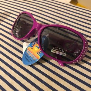 Purple girls sunglasses 🕶